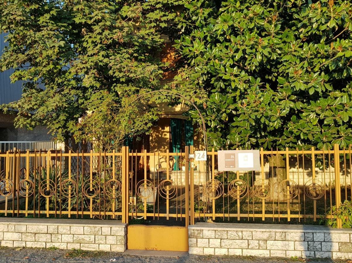 B&B Family Home Soresina エクステリア 写真